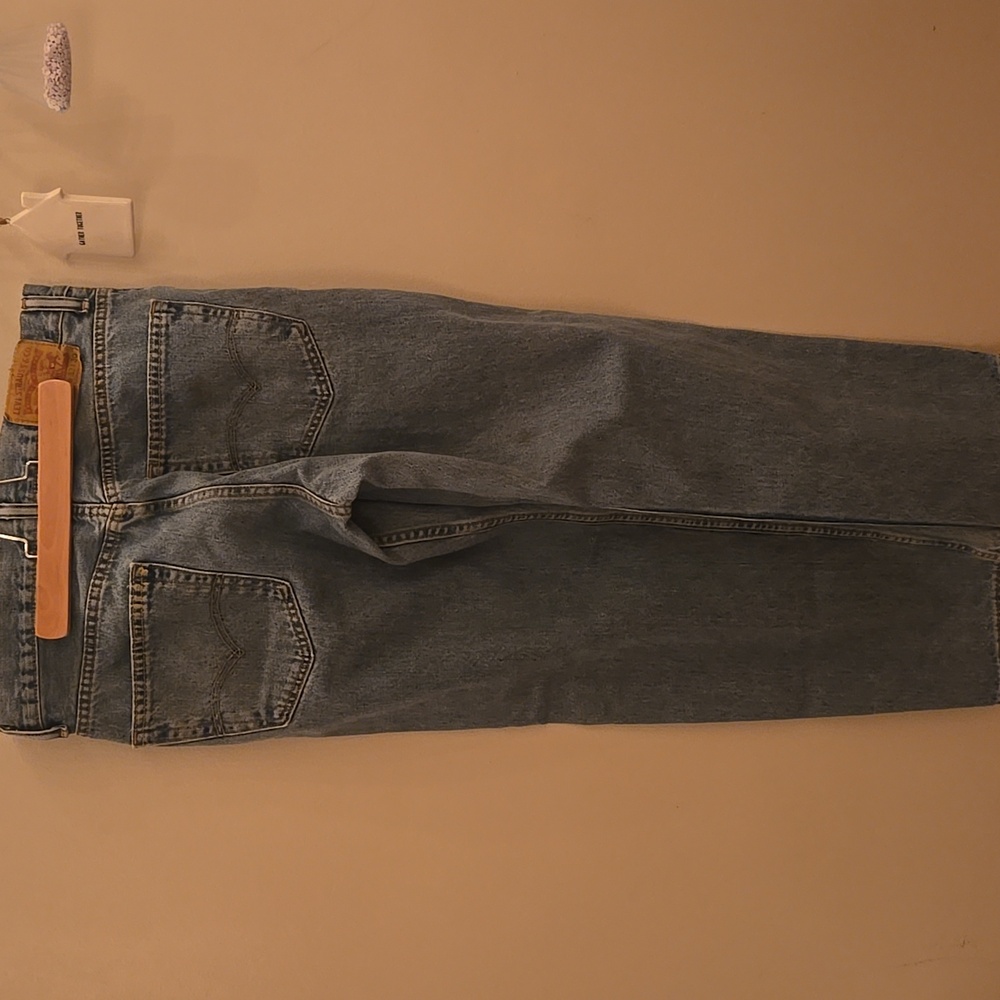 Levis 550 Jeans - Picture 6 of 12